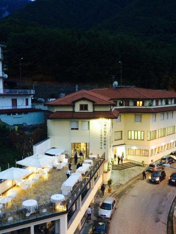 Hotel Ristorante Montuori Pimonte Exterior photo